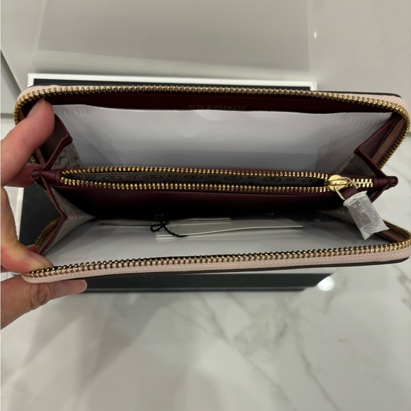 Brand new Anya Hindmarch Light Beige wallet - Picture 3 of 5